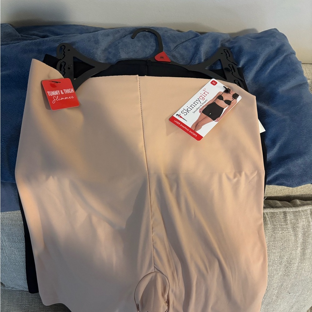 Skinnygirl Shapewear in Nude & black